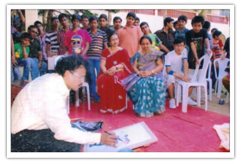 THE ART & CRAFT EXHIBITION � 2012